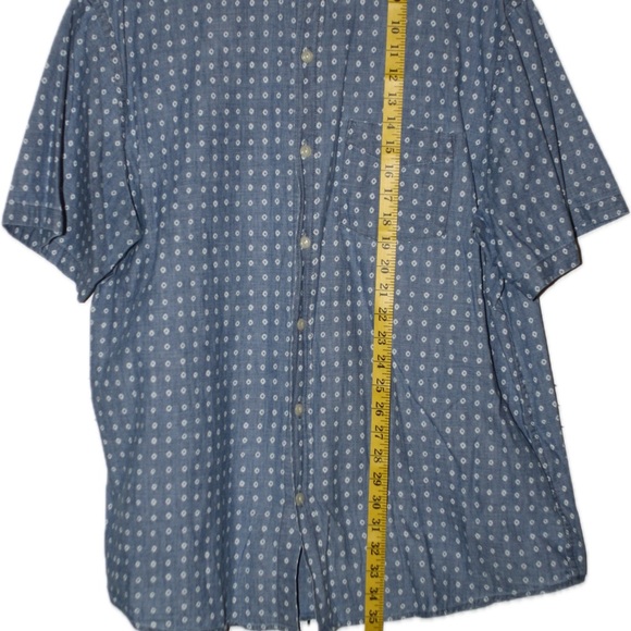 Old Navy - Short Sleeve Button Down- XL - 100% Cotton - Picture 3 of 8